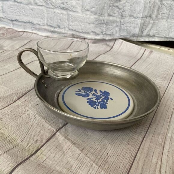 Vintage Appetizer plate w/curved handle and glass bowl for dipping sauce - Picture 1 of 4